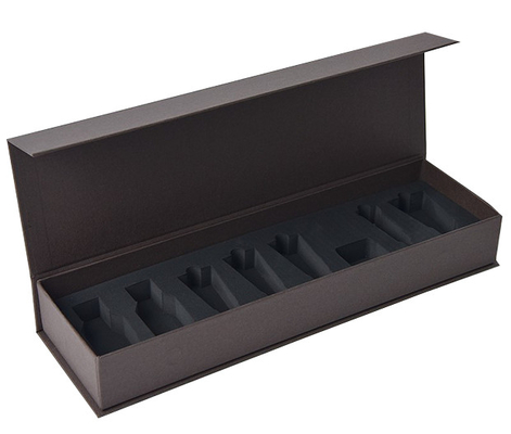 comprar Caja de cartón magnética plegable del aceite esencial de C1S C2S CMYK Pantone online manufacture