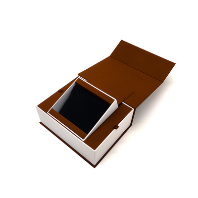 comprar Caja de empaquetado 128gsm 157gsm 190gsm de reloj de PMS del regalo magnético rígido de la caja online manufacture