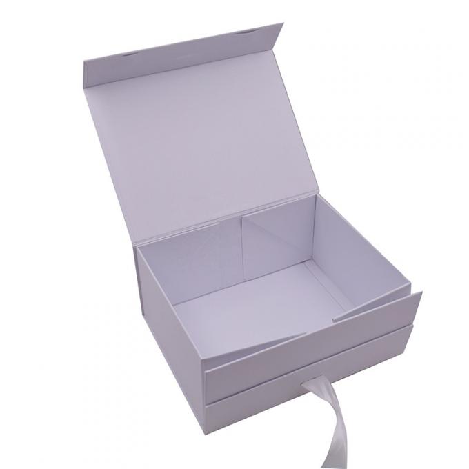El paño LV modificó la caja de papel plana plegable de Flip Top String Ribbon Handle para requisitos particulares de las cajas de regalo de la cartulina del hardpaper de la cinta de la caja del regalo 2