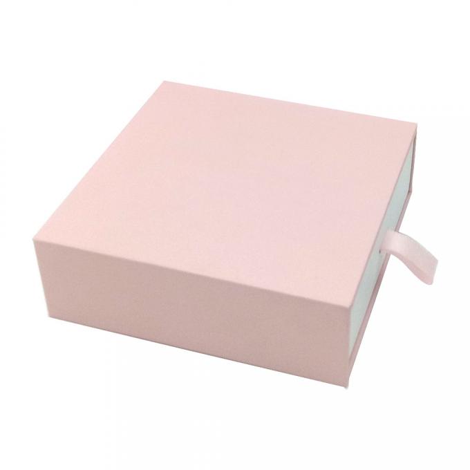 Las cajas de regalo duras de grabación en relieve CMYK 4C compensaron la caja magnética rosada 1